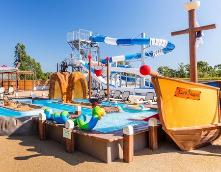 Camping Marina d'Erba Rossa, 4* - 1