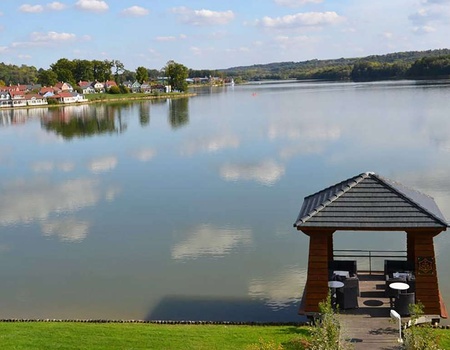 Vacances sur les bords du lac de l'Ailette près de Reims 4*