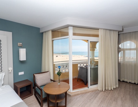 Hôtel AP Oriental Beach (+ de 18 ans) **** - 5