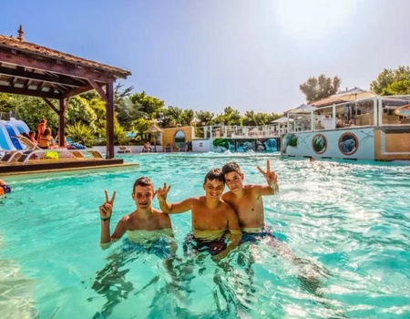 Yelloh! Village Domaine Berrua, 4* - 4