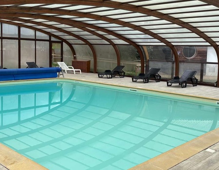 Séjour 100% insolite dans une cabane avec dîner près de Poitiers - 4* - 4