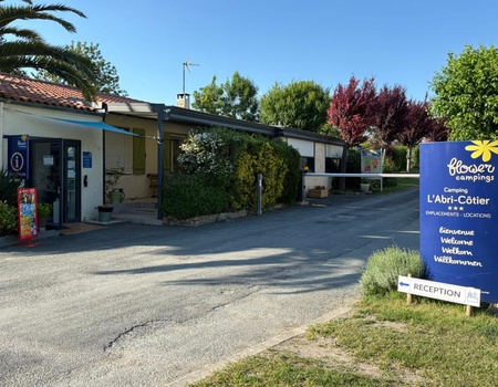 Flower Camping L'Abri-Côtier, 3* - 4