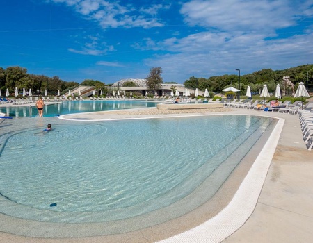 Camping Mon Perin, 4* - 5