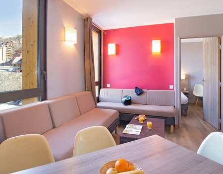 SOWELL RESIDENCES New Chastillon 4* - 5