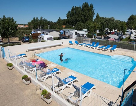 Camping Le Petit Bois, 3*