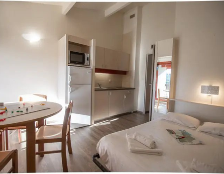 VVF Pays Basque Saint-Étienne-de-Baïgorry 3* - 4