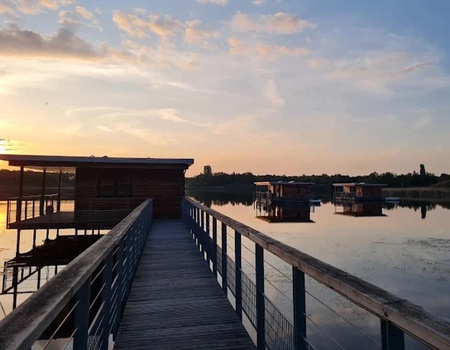 Camping La Tour Du Stock, 3* - 4