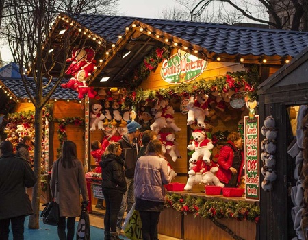 La Magie de Noël à Rennes - Marché de Noël à 15 minutes - 4* - Ille et Vilaine - Bruz, Bretagne - Image 1