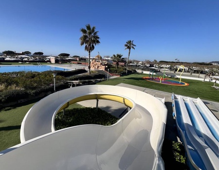 Camping Resort Els Pins, 4* - 5
