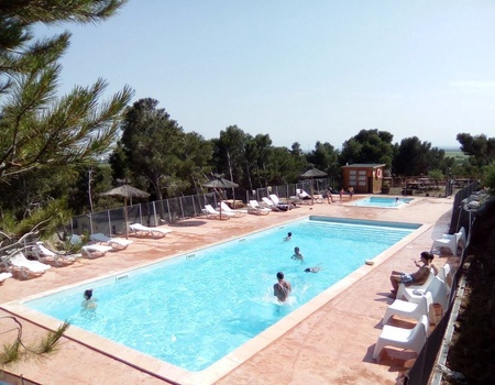 Camping Le Bois de Pins, 3*