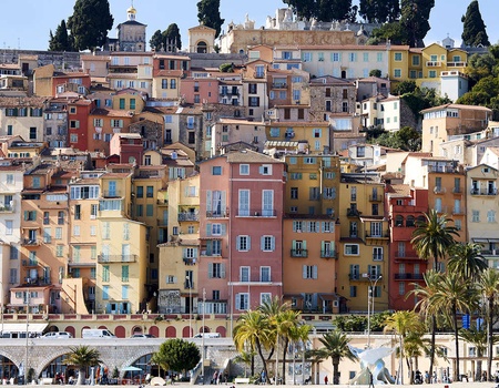 Excursion avec vue sur les eaux paradisiaques de Menton et dîner inclus - 3*