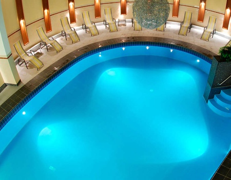 Spa et confort pour toute la famille à Valkenburg (2 enfants gratuits) - 4*