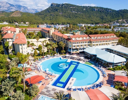 Hôtel Queen's Park Le Jardin 5*