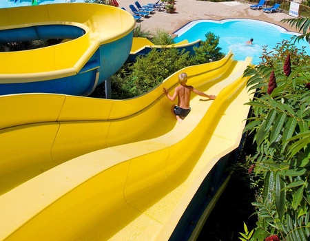 Camping Les Trois lacs, 4* - 2