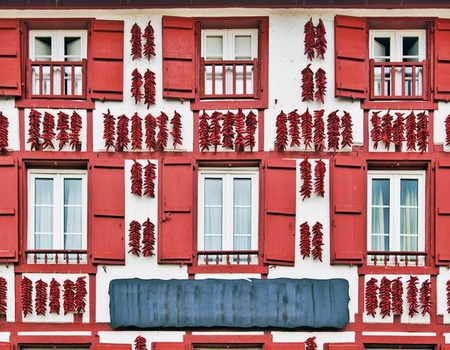 Du Pays basque à Bordeaux - Gastronomie au pied des Pyrénées et croisière découverte Bordeaux et sa région (formule port/port) - Pyrénées Atlantiques - Biarritz, Atlantique Sud - Image 2