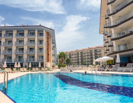 Hôtel Ramada Hotel & Suites by Wyndham Kusadasi 4* - 4