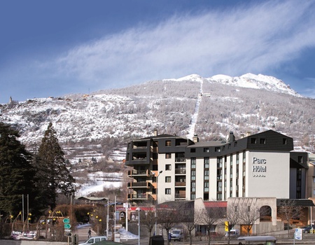 SOWELL HOTELS Le Parc & Spa 4*