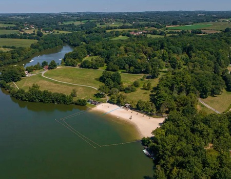 Flower Camping et Base de Loisirs de Rouffiac, 3*