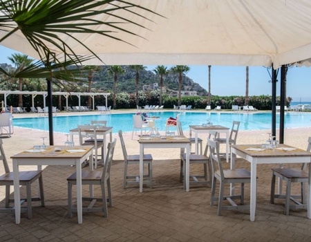 Hôtel Baia D'Oro 3* avec location de voiture - 1