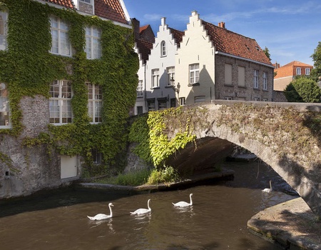 En toute tranquillité prés du centre-ville historique de Bruges - 4* - 3