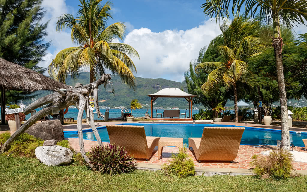 COMBINÉ 2 ILES : MAHÉ + PRASLIN L'Habitation Cerf Island + Villas de Mer 12 nuits *** - 4