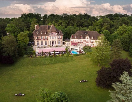 Séjournez au coeur de la forêt de Chantilly dans un château 4* - 4* - 3