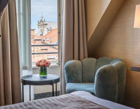 Exclusif: Escapade romantique avec surclassement + croisière sur les canaux - 4* - 3
