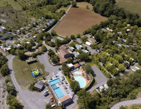 Flower Camping Saint Amand, 4*