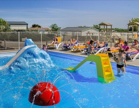 Camping du Domaine de l'Auzance, 3* - 5