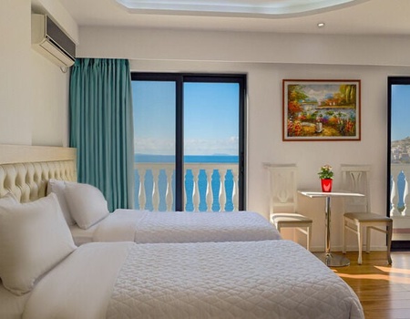 Hôtel Iliria 4* - 4