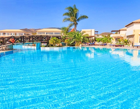 Hôtel Natura Park Village Hotel & Spa 5*