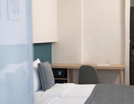 The Convo 336 Hotel - 5