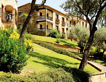Escapade de luxe dans le meilleur resort d'apartements sur la Costa Brava - 4*