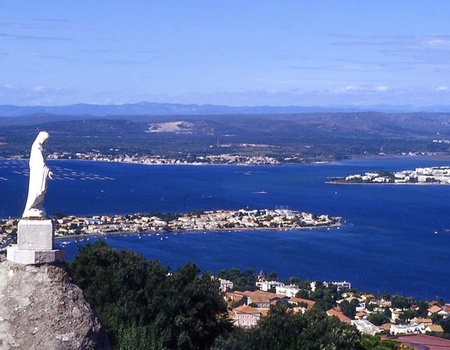 Un parfum de Méditerranée, croisière authentique au coeur de la Provence et de la Camargue (formule port/port) - Montpellier, Languedoc Roussillon - Image 1