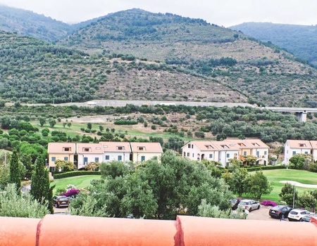 Week-end dans un resort sur les hauteurs de la Ligurie - 4* - 5