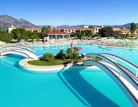 Club Hotel Marina Beach 4*