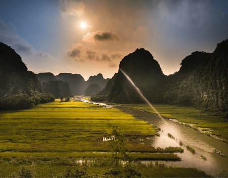 Circuit Nord Vietnam Inédit et expérience à bord du The Vietage : entre élégance et traditions