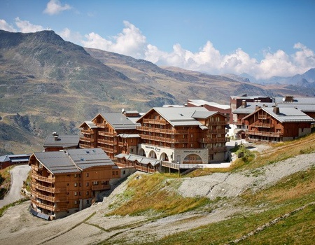 Résidence CGH & SPA Les Chalets du Soleil Authentique 4* - Savoie - Les Menuires, Alpes du Nord - Image 2
