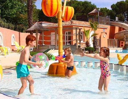Camping Domaine de Sainte Véziane, 4* - 4