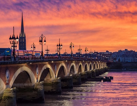 Escapade romantique dans le coeur de Bordeaux - 4* - 1