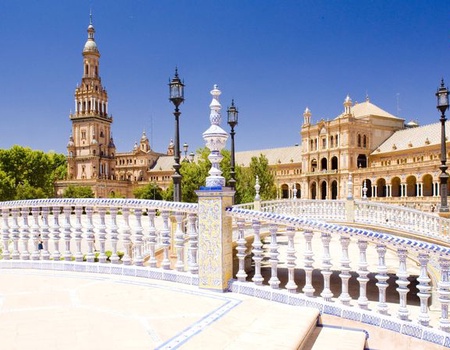Croisière inoubliable en Andalousie pour un spectacle céleste exceptionnel - Seville, Espagne - Image 3