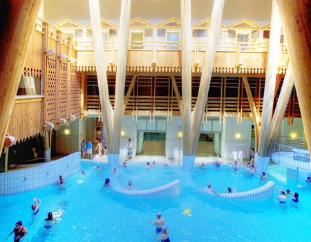 Escapade détente à Lourdes avec accès au spa thermal de Bagnères de Bigorre - 2*
