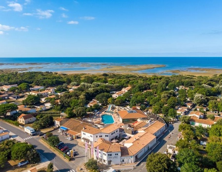 Camping Les Gros Joncs, 5* - Charente-Maritime - Ile d'Oléron, Atlantique Nord - Image 1
