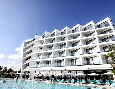 Hôtel Luxury Premium Finese 5* by Ôvoyages - Tirana, Albanie - Image 1