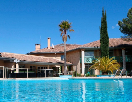 Week-end entre Cannes et Saint Tropez, avec piscine, spa et dîner - 4* - Saint Raphaël, Côte d'Azur - Image 5