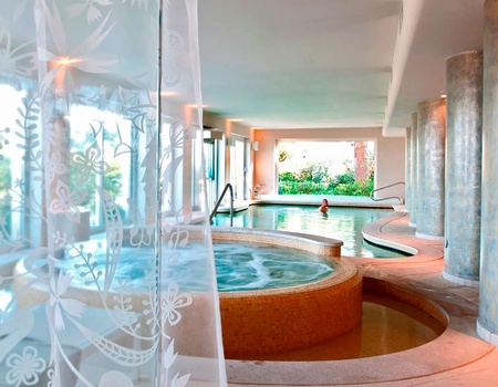 Hôtel 4* sur la côte des Abruzzes avec petit déjeuner et spa - 4*