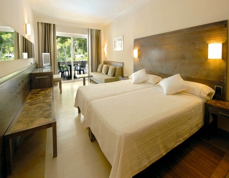 Forfait BEACH CLUB FONT DE SA CALA 4* - 1