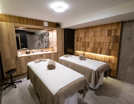 Hôtel Alparena 4* - 5