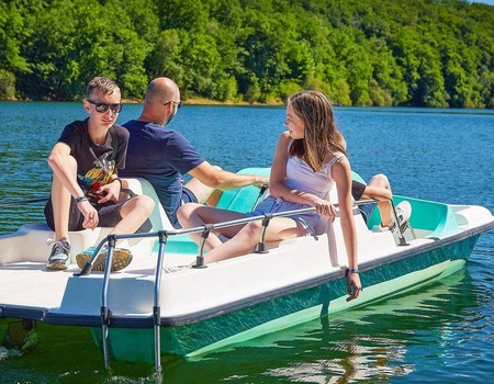 Camping Les Terrasses du Lac, 4* - 5