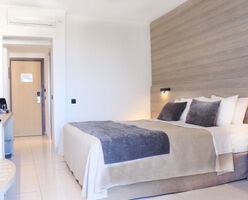 Castellum Suites 4* - 5